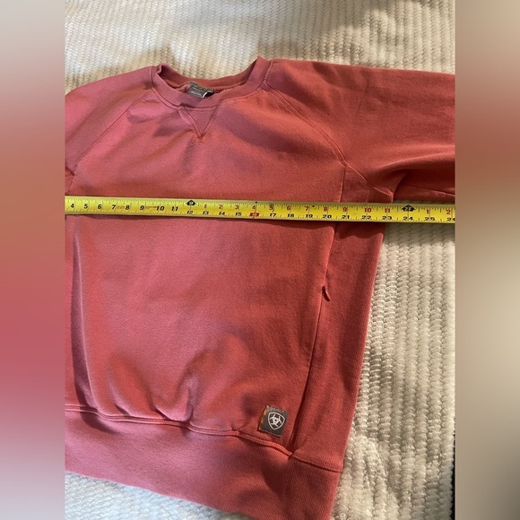 Ariat Pink Crew Neck Sweater with Ribbed Details - Picture 10 of 10